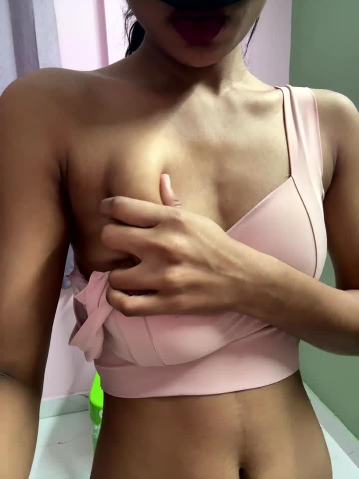 Naughty_Taniya